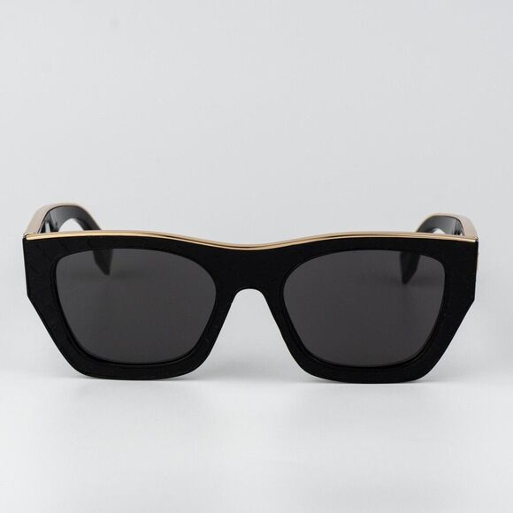 Fendi LEATHER LIMITED EDITION Women Sunglasses Square Black Grey FE40126I 01A main image 7